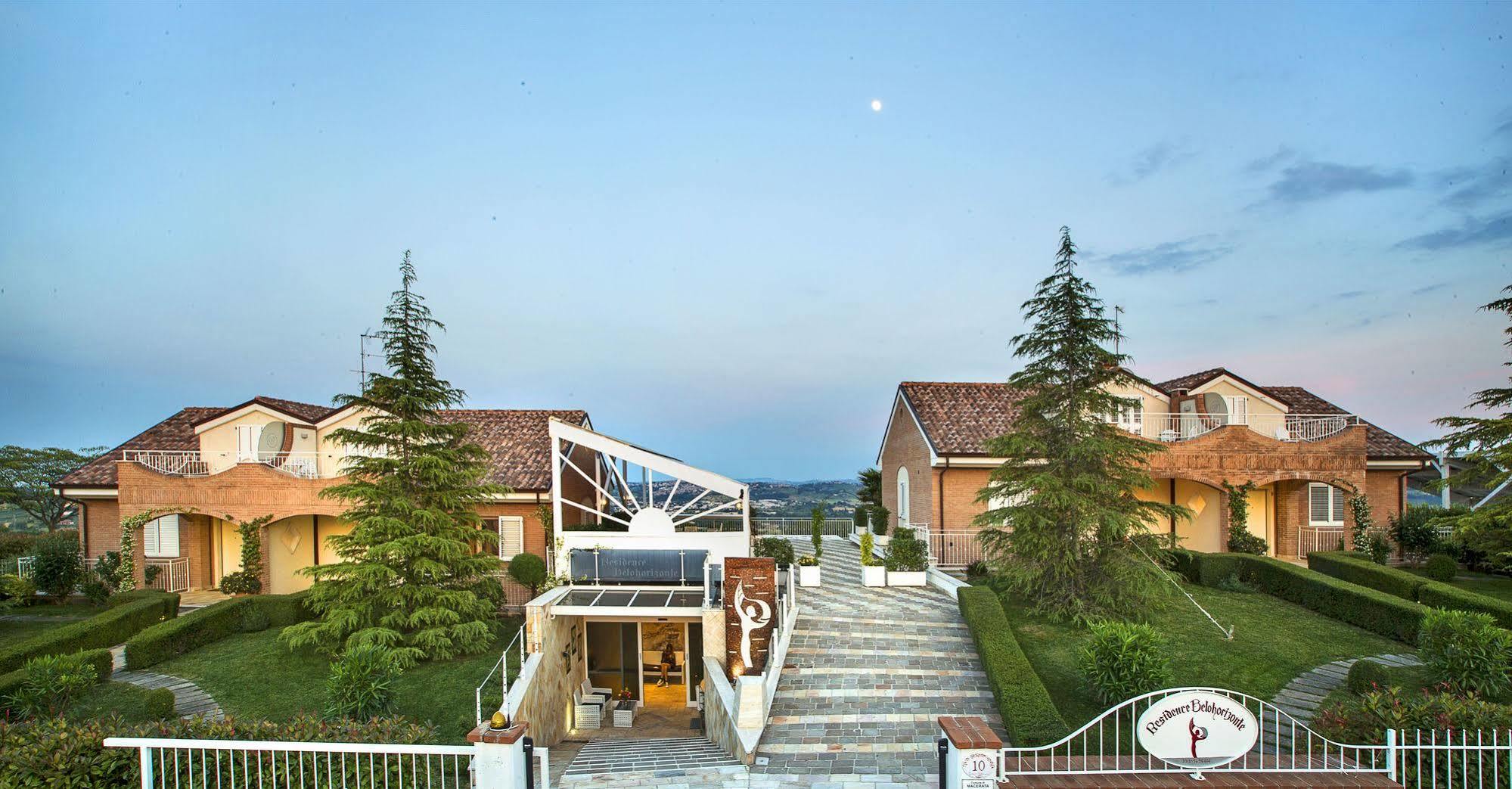 Residence Belohorizonte Macerata Exterior foto